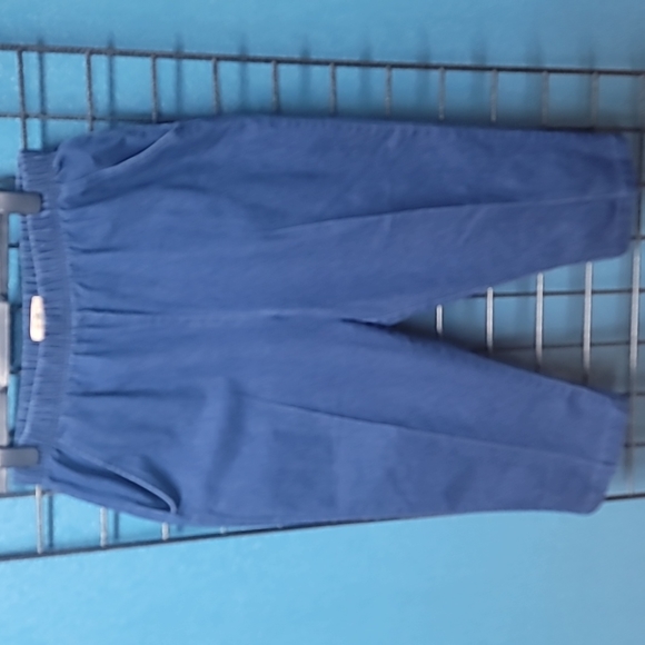 Size large capri from Turtle Bay - Picture 2 of 4